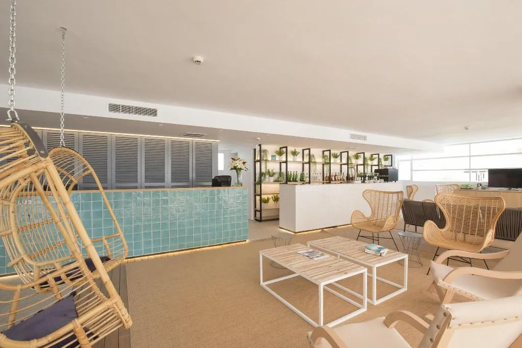 Lobby, Hobby Club, Majorca