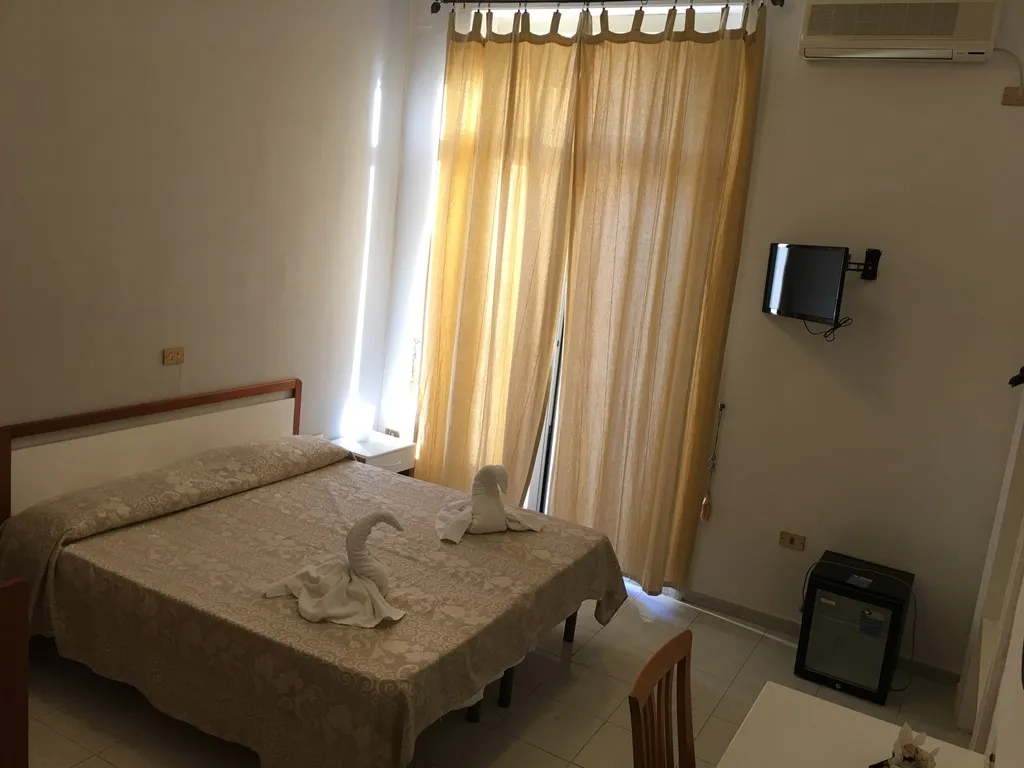 QUADRUPLE STANDARD Room, Hotel Le Orchidee, Naples