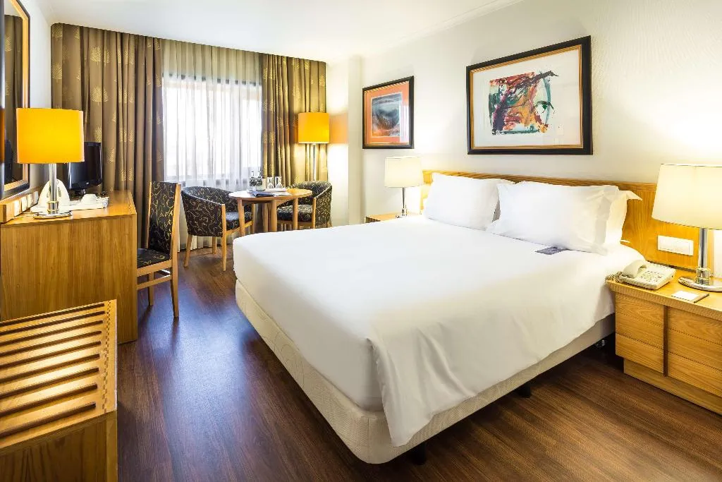 Room, Radisson Blu Hotel, Lisbon, Lisbon