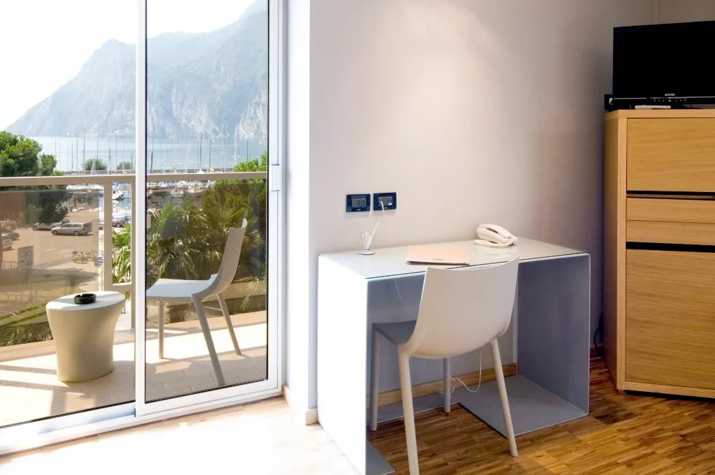 Room, Lake Front Hotel Mirage, Milan