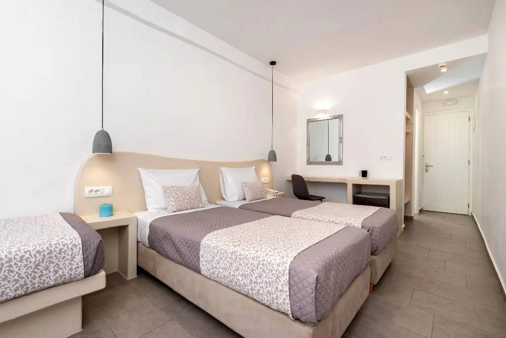 TRIPLE STANDARD Room, Alexandra, Santorini