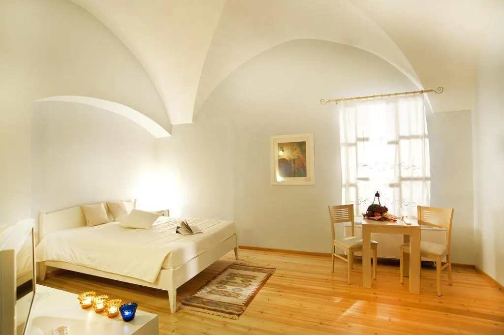 SUITE STANDARD Room, Markezinis Suites, Santorini
