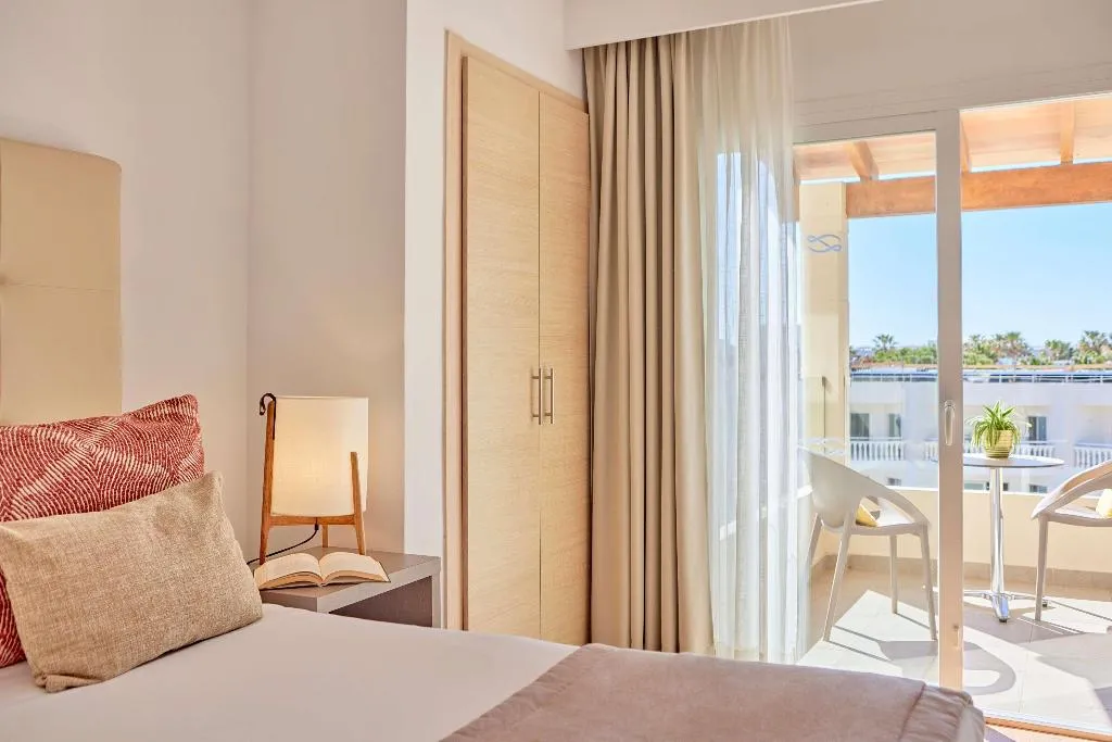 Room, Zafiro Bahia, Majorca