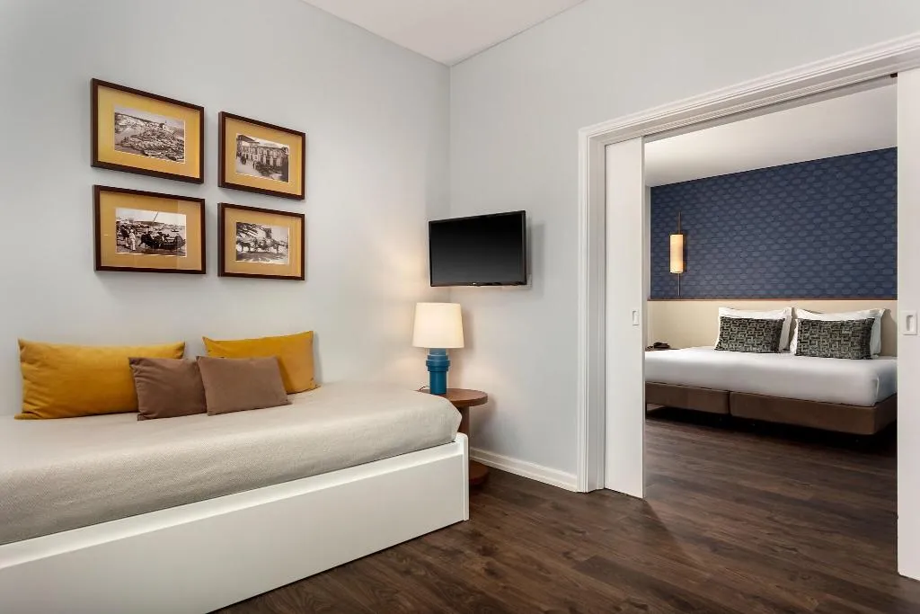 Room, Hotel Baía, Lisbon