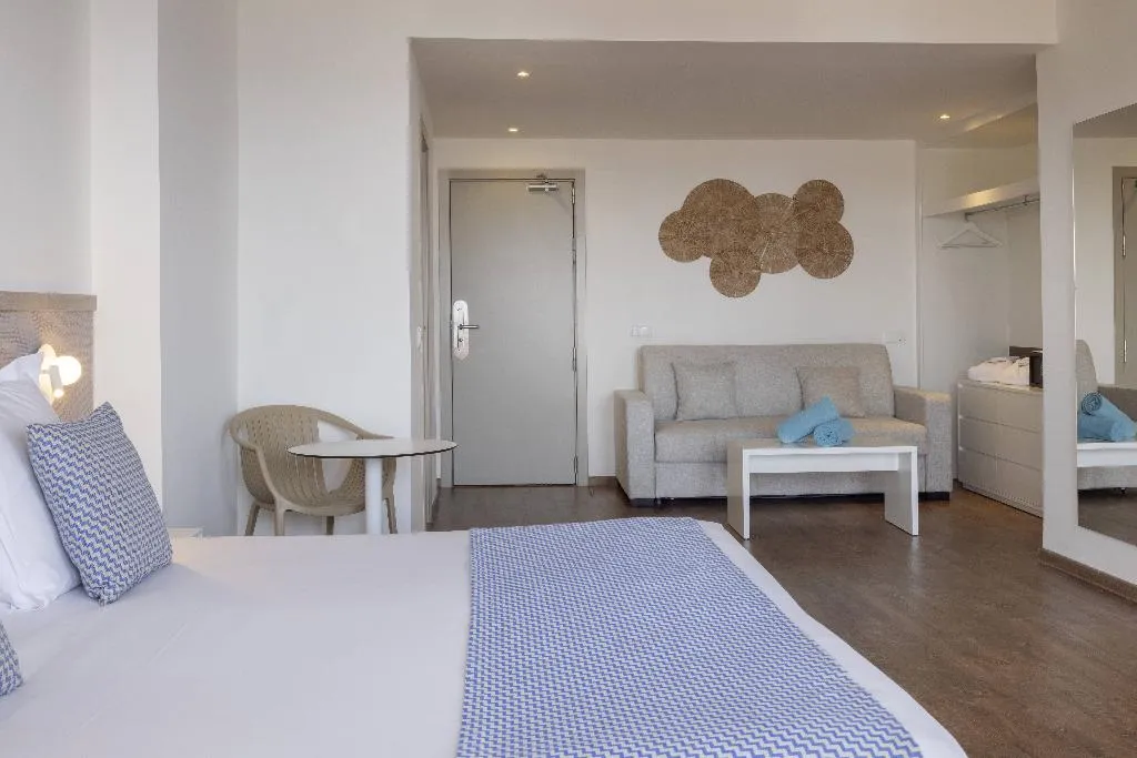 JUNIOR SUITE SEA VIEW Room, Alua Calas de Mallorca Resort, Majorca