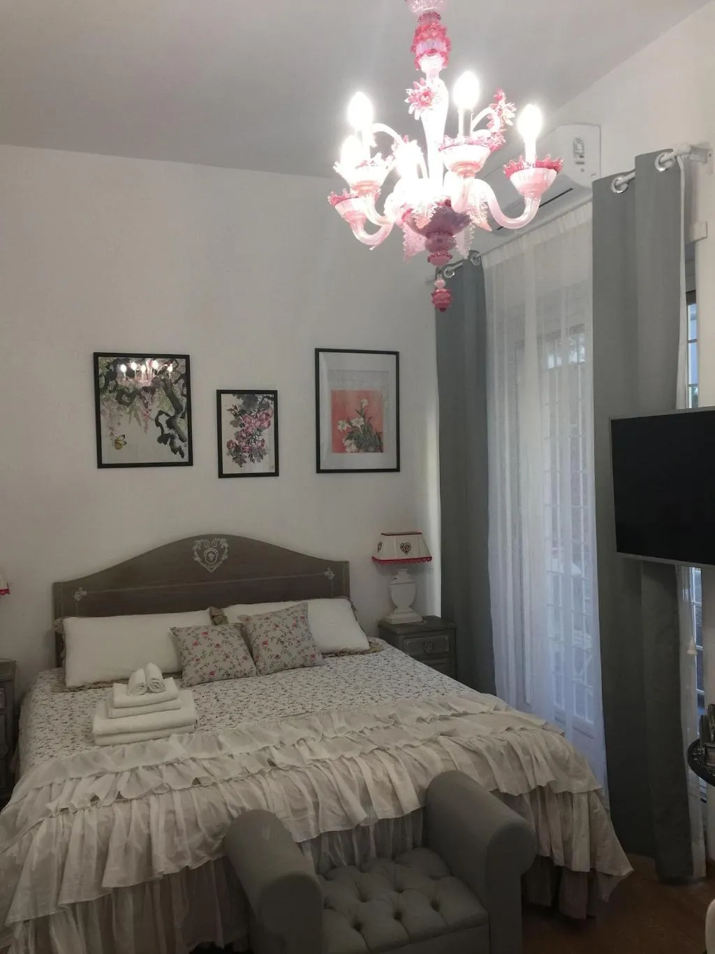Room, La Piazzetta Delle Regine, Rome