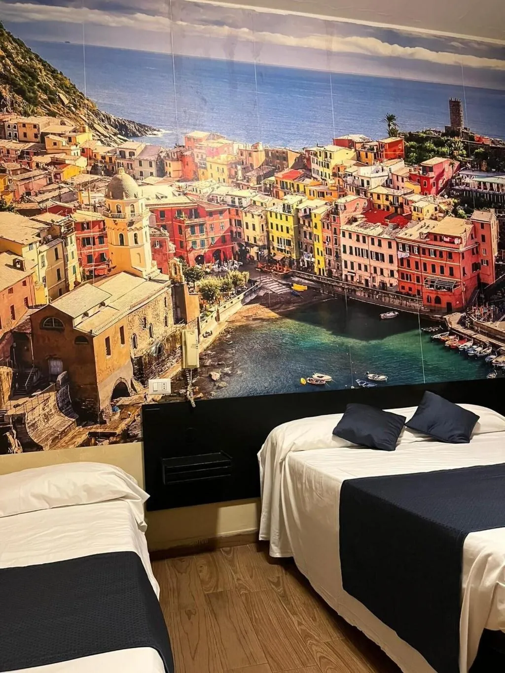 SINGLE WITH SHARED BATHROOM Room, Hotel Corvetto, Milan
