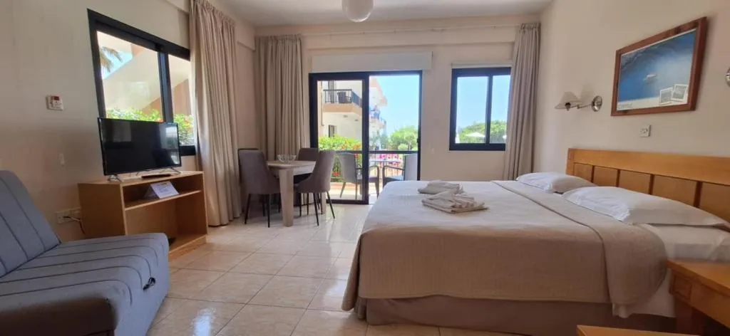 STUDIO STANDARD Room, Anna Hotel Apartments, Cyprus