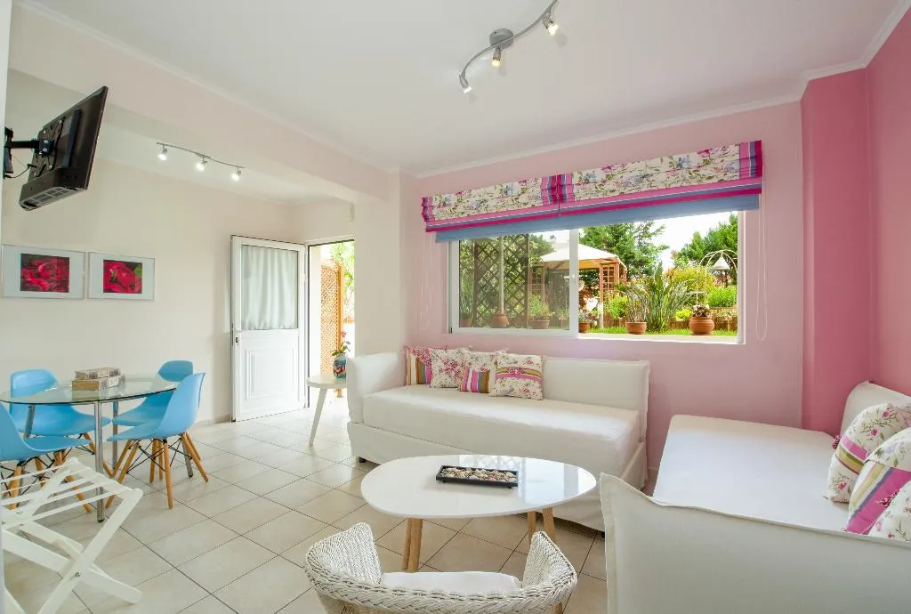 FAMILY ROOM DELUXE GARDEN VIEW Room, Stamatakis Boutique Studios, Crete