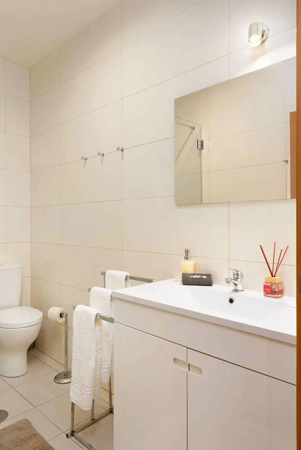 Room, Oporto Stories Apartments - Santa Catarina, 219, Porto