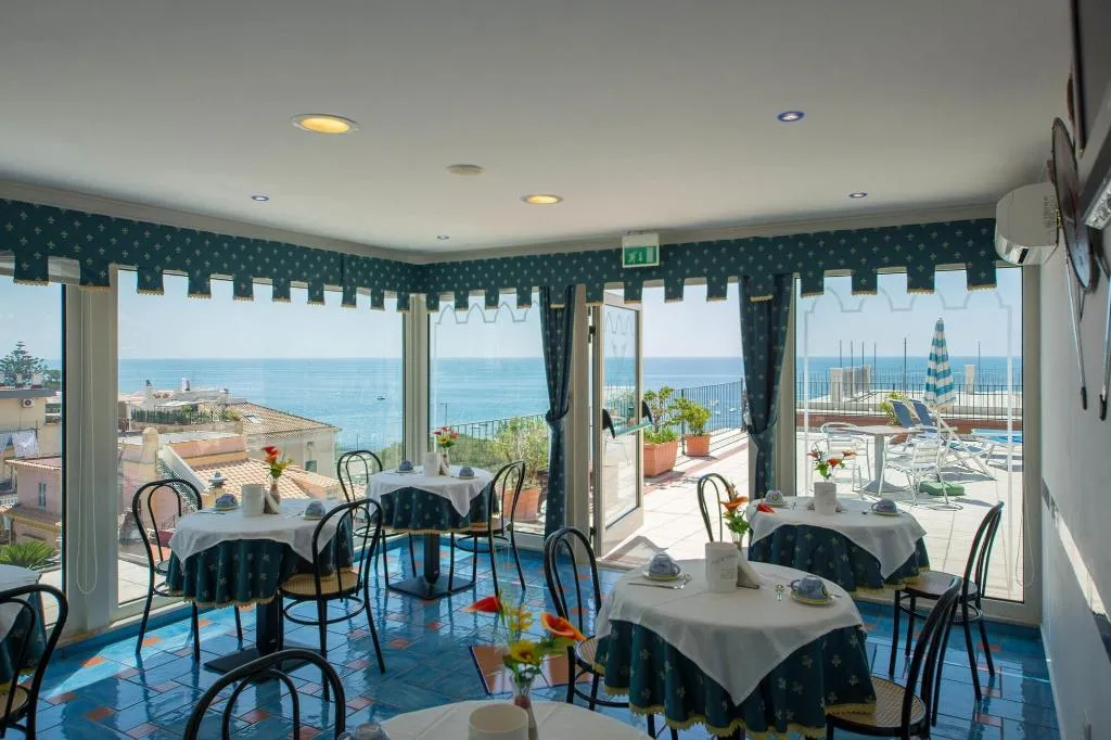 Restaurant, Albergo Riviera, Naples