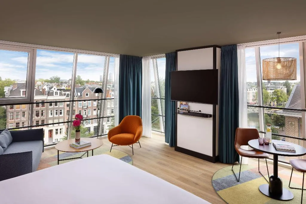 Room, Avani Museum Quarter Amsterdam Hotel-previously NH, Amsterdam