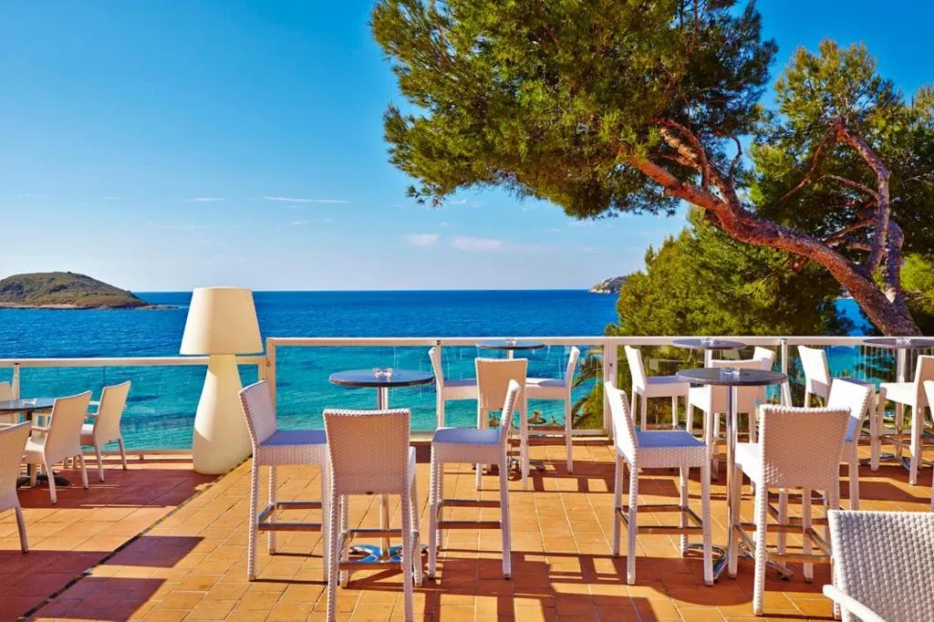 Terrace, Flamboyan - Caribe, Majorca