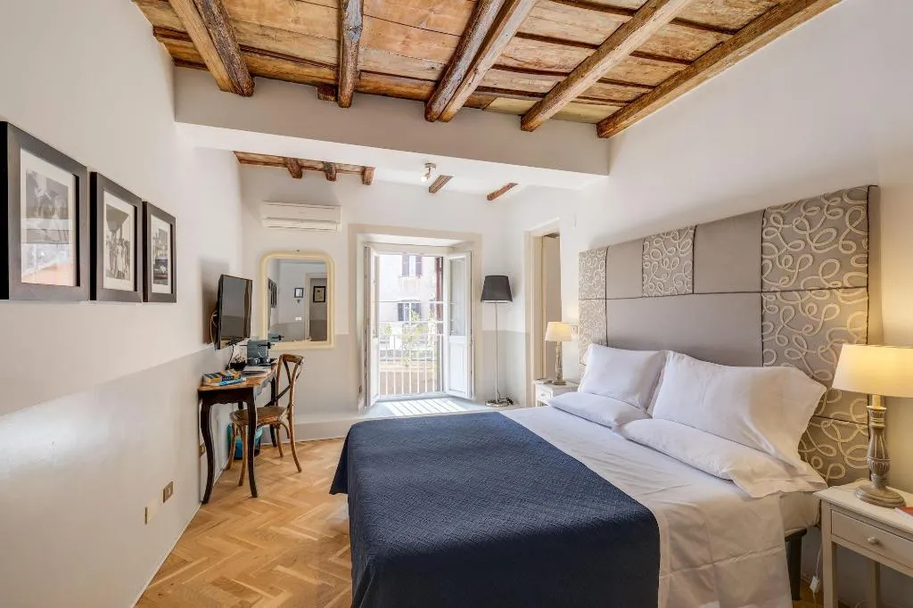 Room, The Blue Hostel, Naples