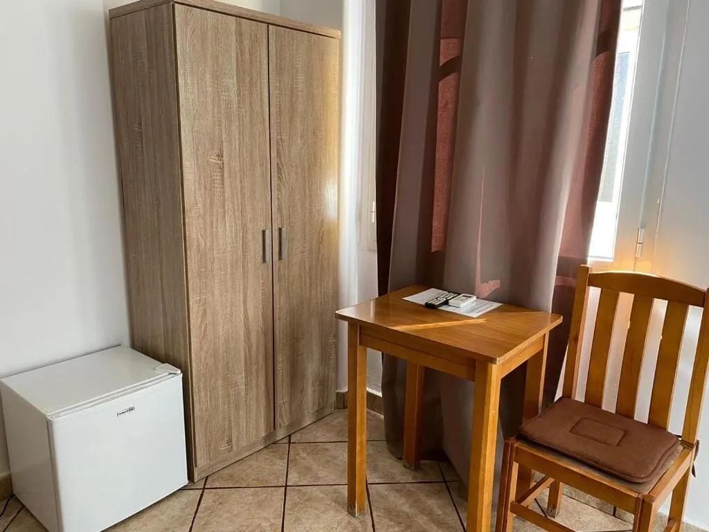 Room, Hotel Ionion, Athens