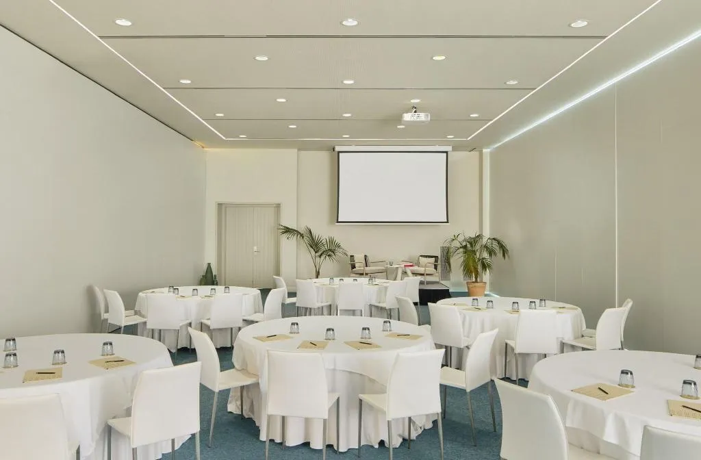 Lobby, ME Sitges Terramar, Costa Brava