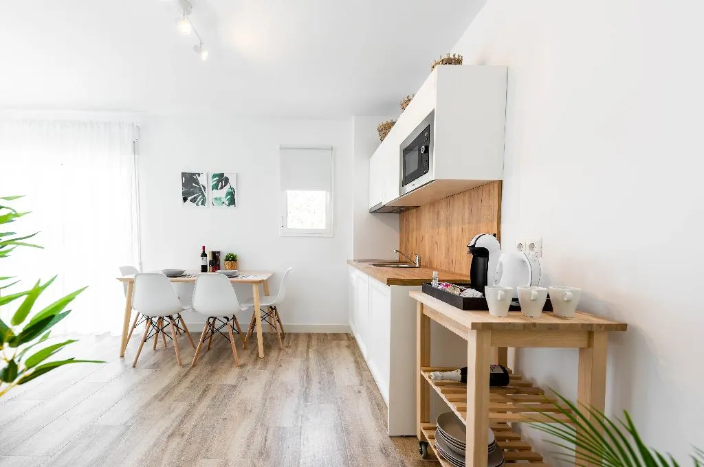 APARTMENT CAPACITY 4 ONE BEDROOM Room, Apartamentos Toboso Plaza, Costa Del Sol