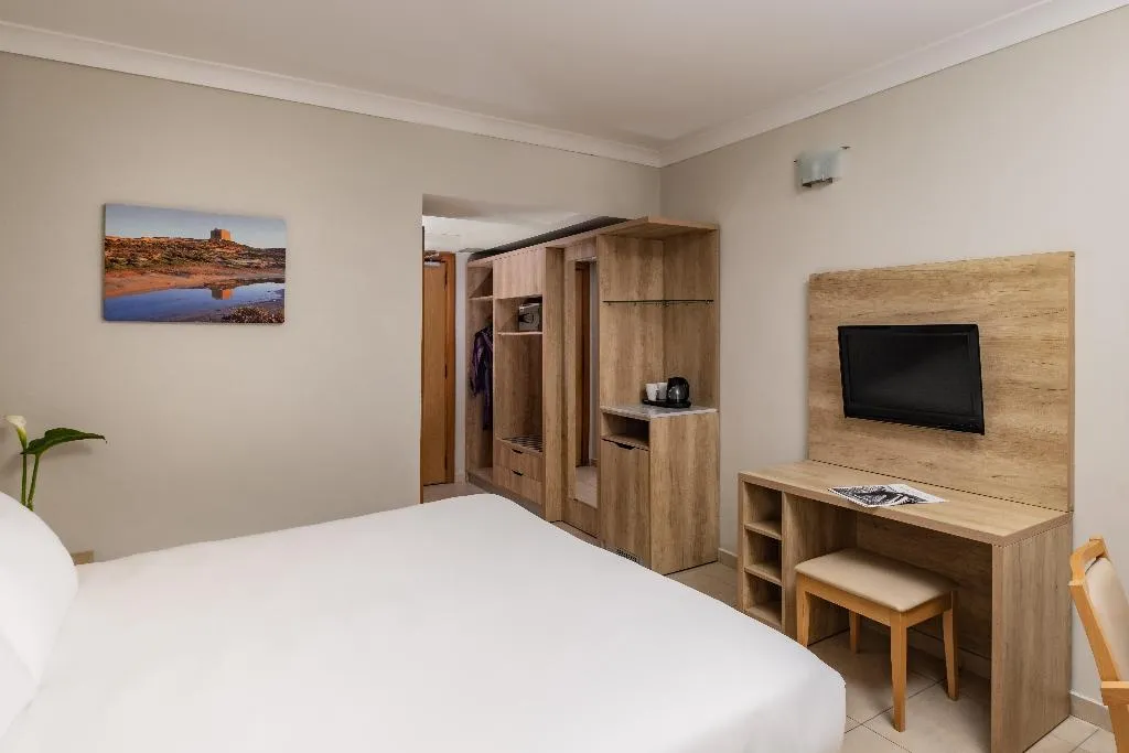 SINGLE SEA VIEW Room, QAWRA Palace Resort & SPA, Malta
