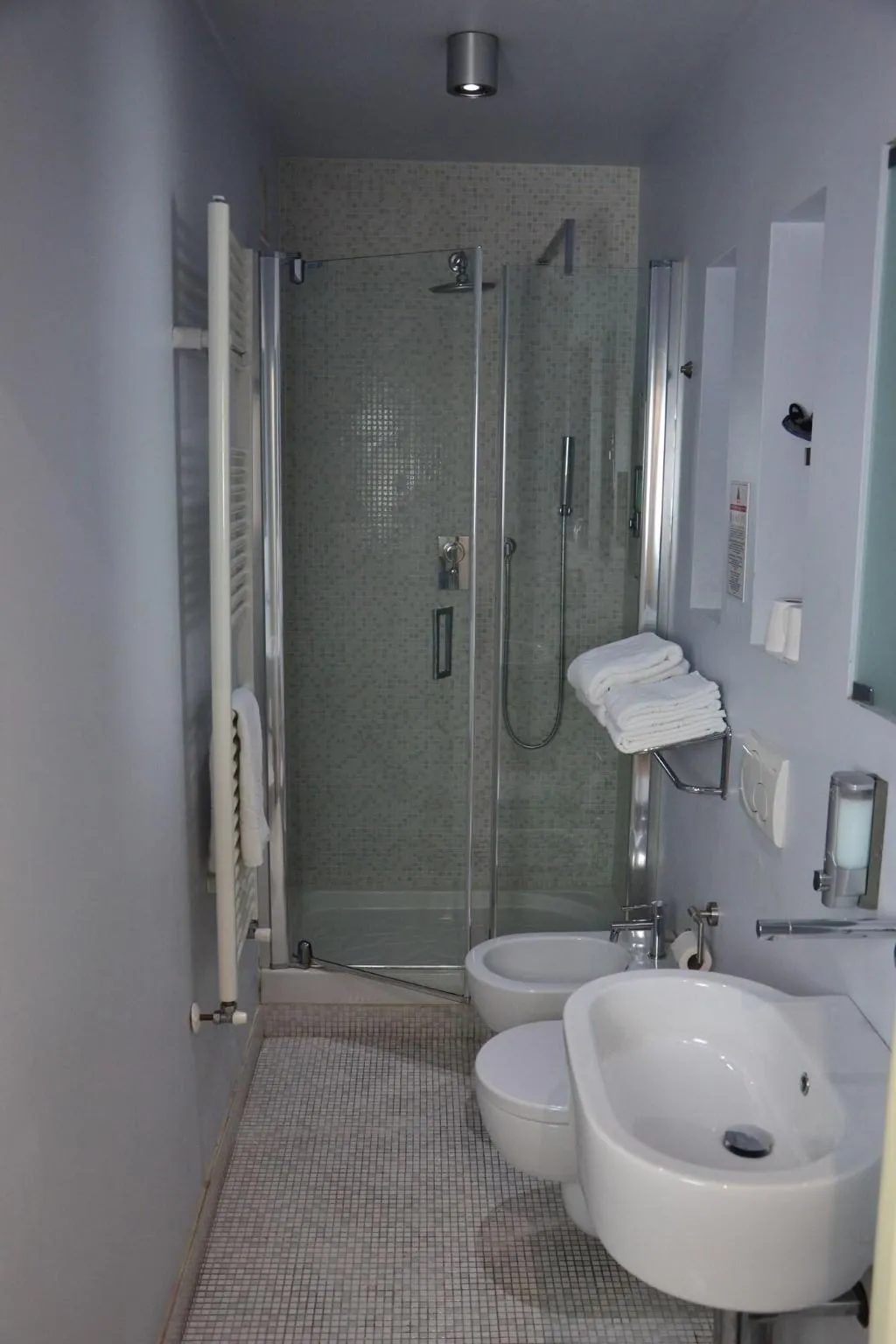 Room, Bed & Breakfast Leopoldo, Florence