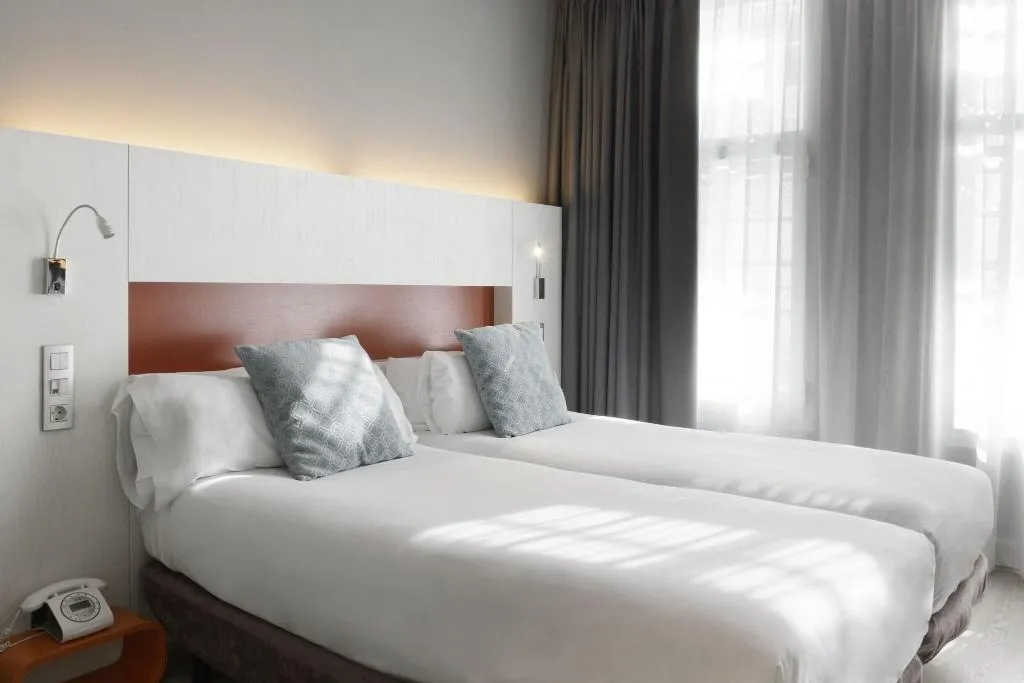 DOUBLE SUPERIOR Room, Petit Palace Alcala, Madrid
