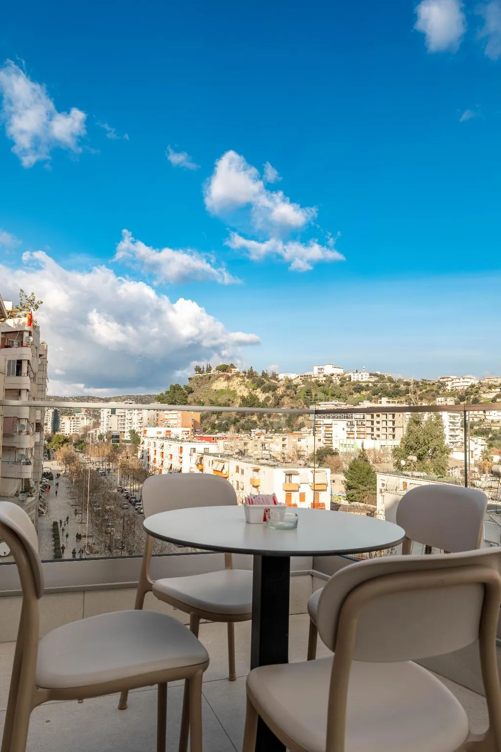 Bar, Sasso Hotel, Kavaje