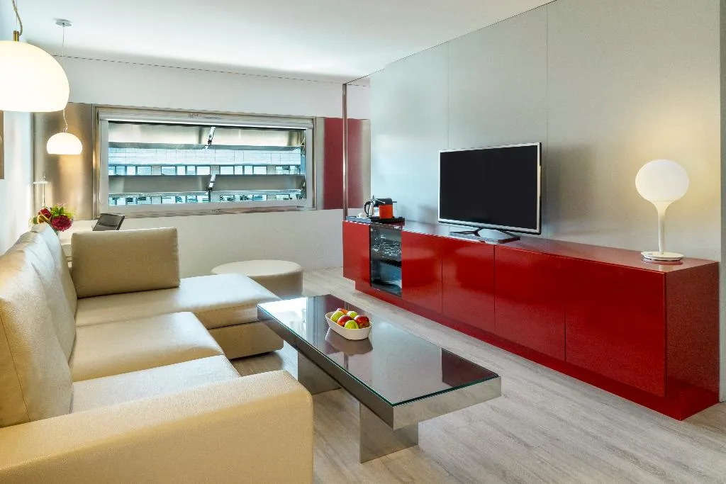 JUNIOR SUITE STANDARD Room, NH Collection Barcelona Constanza, Barcelona