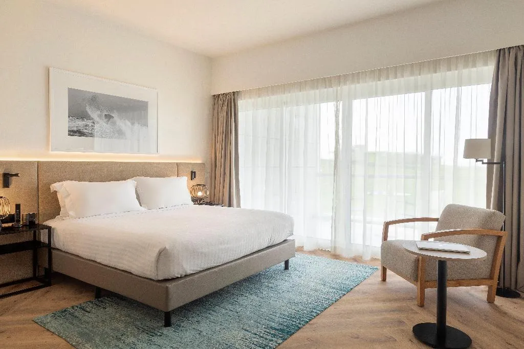 SUITE SEA VIEW Room, Crowne Plaza Caparica Lisbon, Lisbon