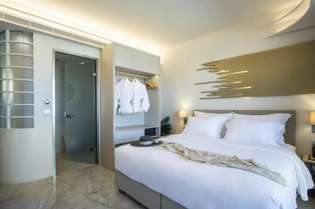 Room, Green Suites, Athens