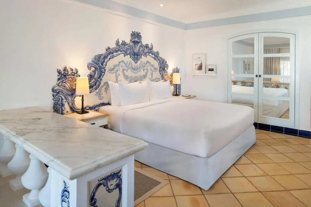 DOUBLE GRAND WITH VIEWS Room, Pine Cliffs Resort, Algarve