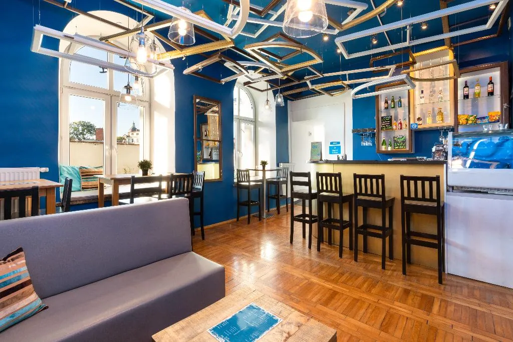 Bar, Hostel Atlantis Kraków, Krakow