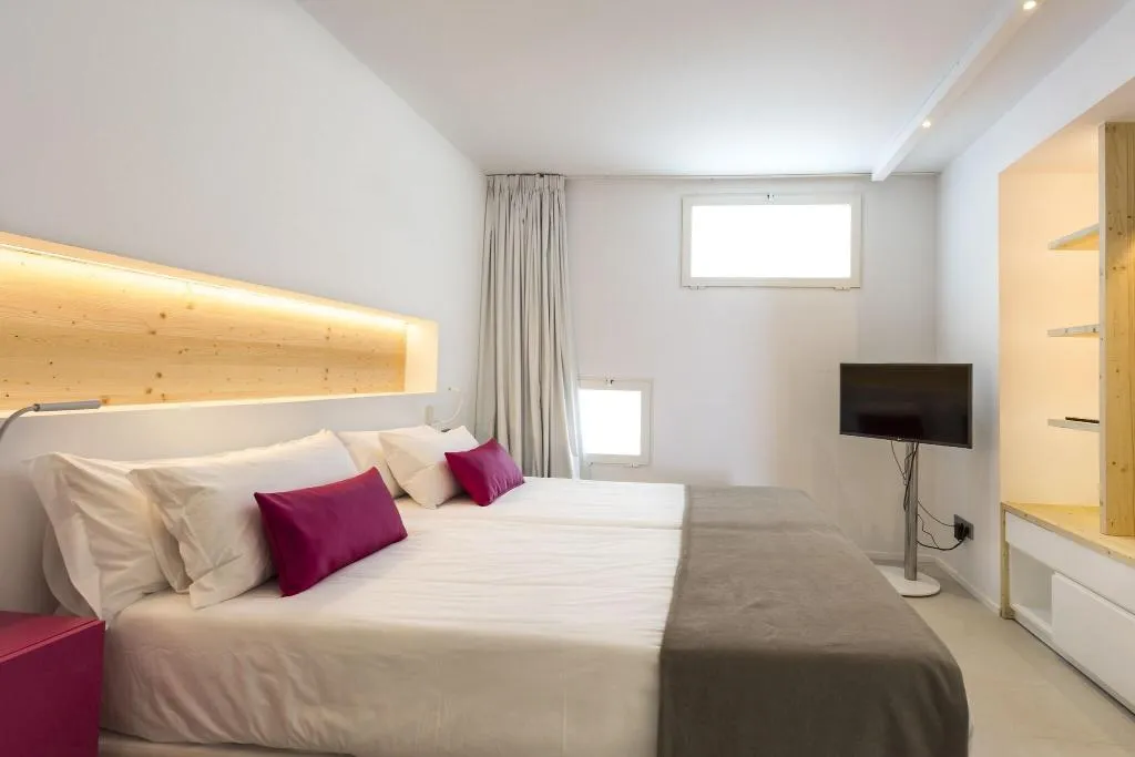 SUITE GRAND Room, One Ibiza Suites, Ibiza