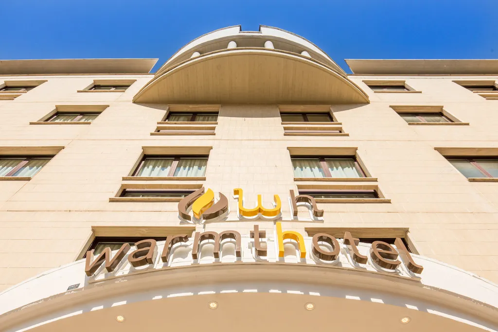 General view, WarmtHotel, Rome