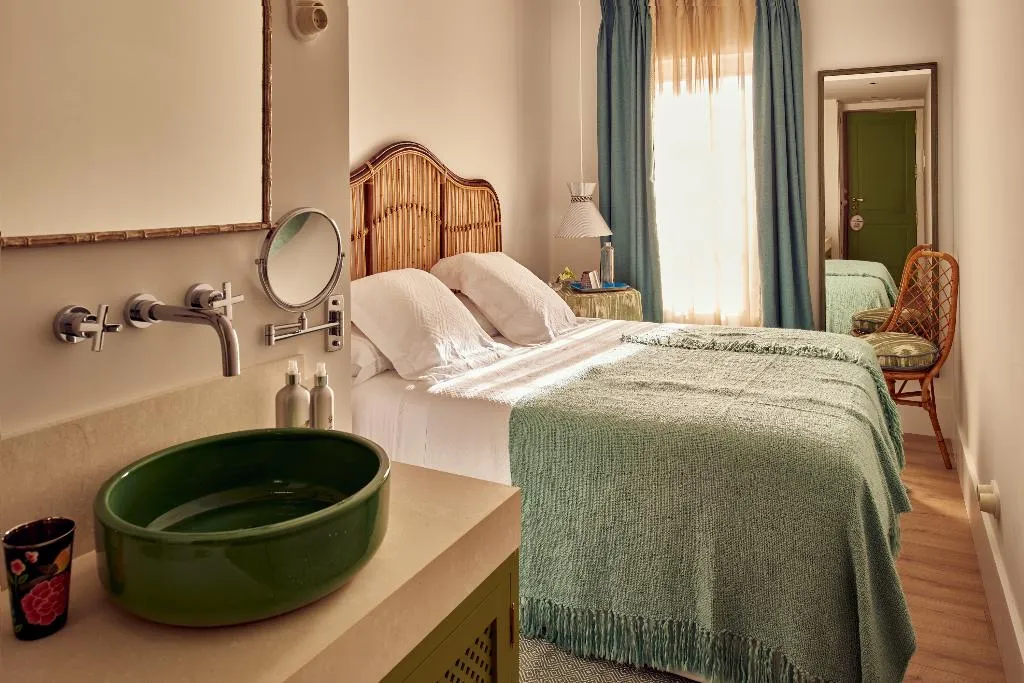 SINGLE STANDARD Room, Cristine Bedfor, Menorca