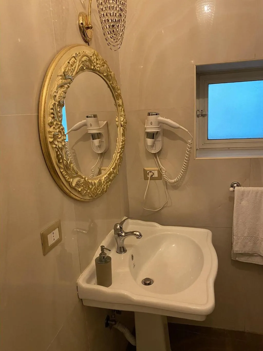 Room, Guesthouse Maria Francesca, Naples