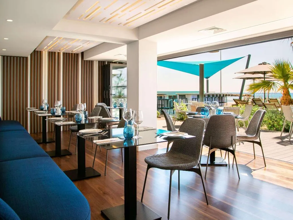 Restaurant, Mercure Larnaca Beach Resort, Cyprus