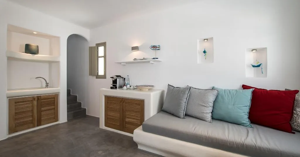 VILLA DELUXE WITH PRIVATE POOL Room, Cape 9, Santorini