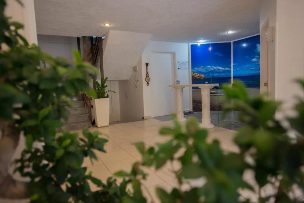 Lobby, Fragiskos, Crete