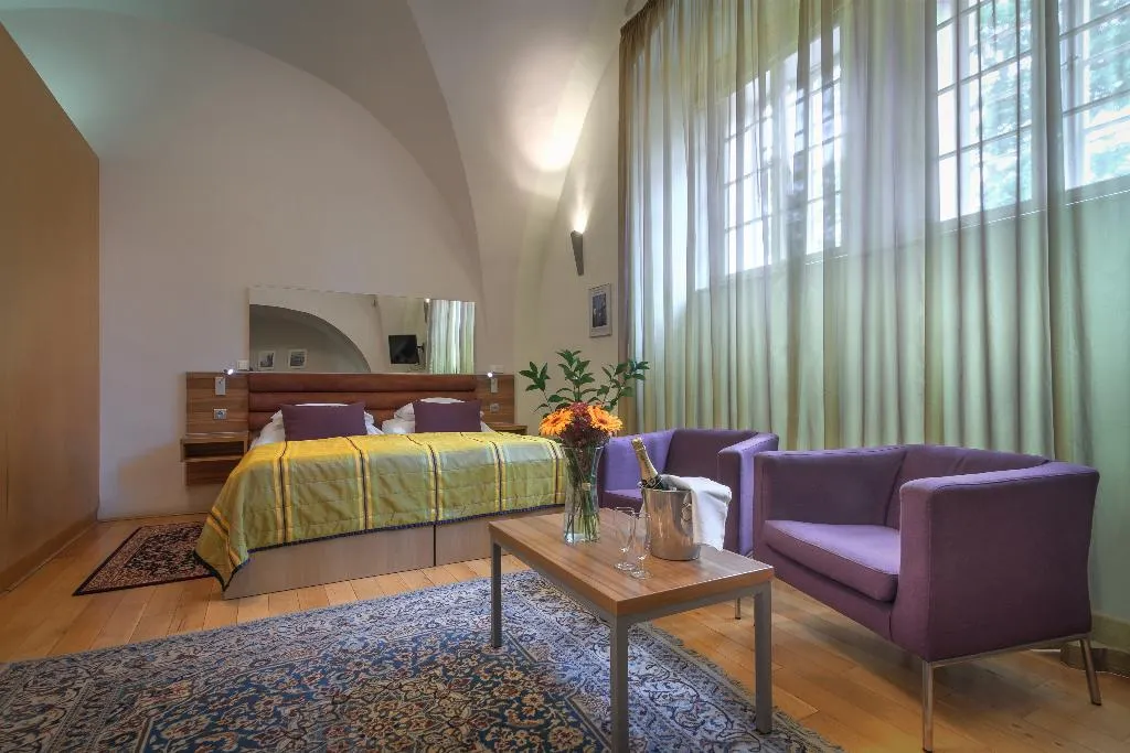 QUADRUPLE STANDARD Room, Monastery, Prague