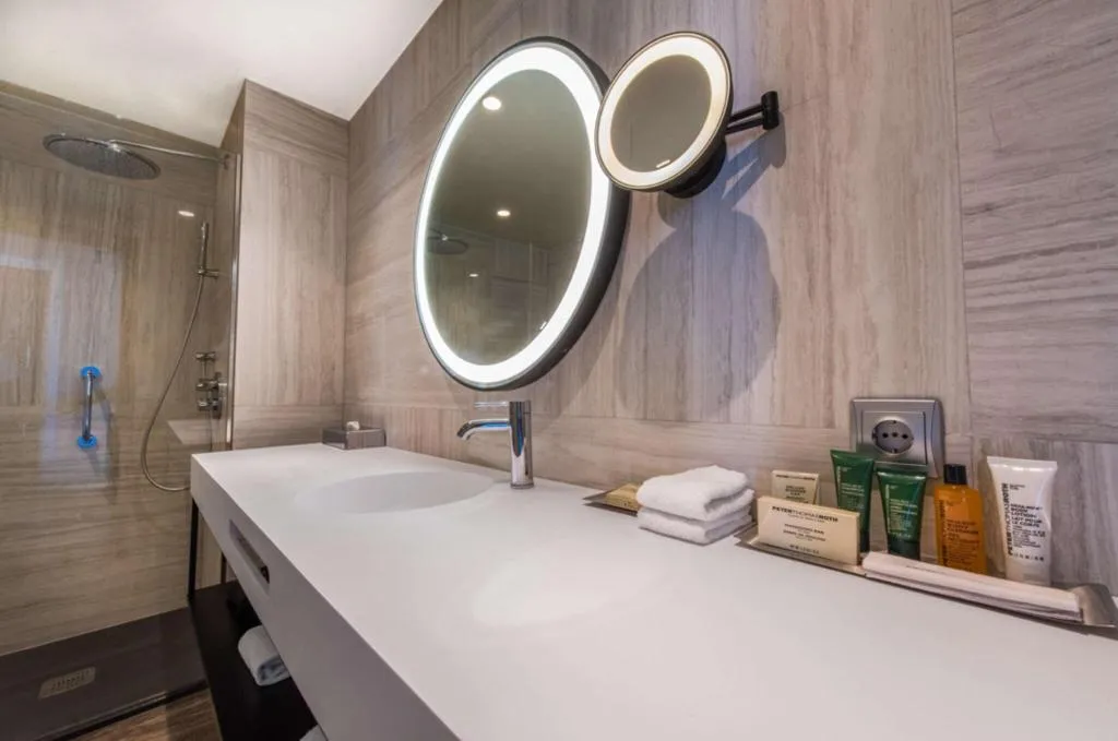 Room, Hilton Diagonal Mar Barcelona, Barcelona