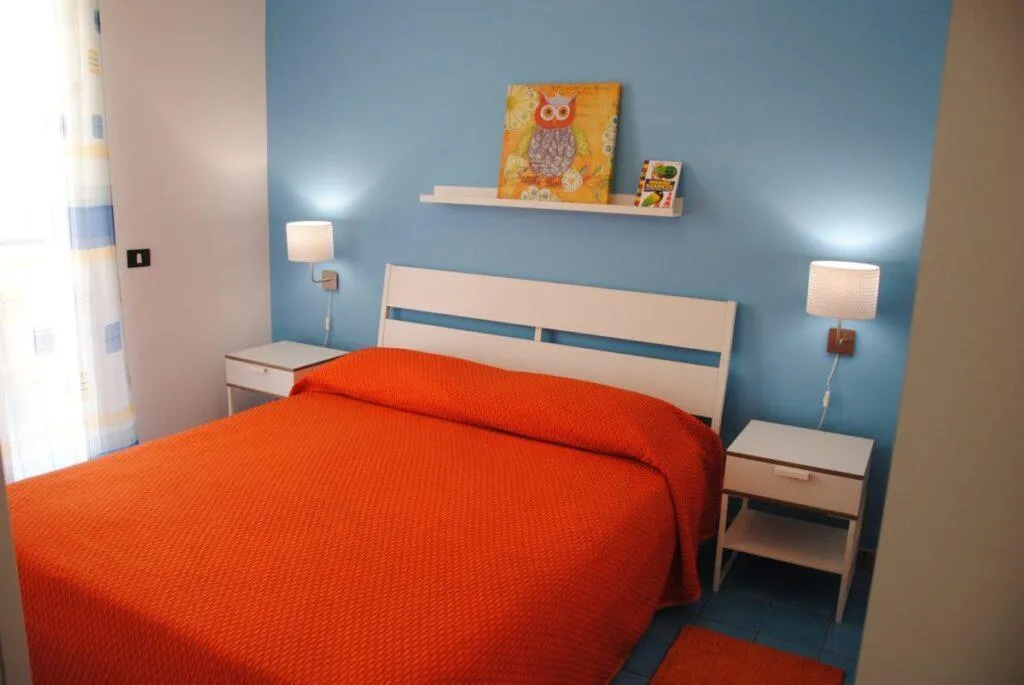 APARTMENT FOUR BEDROOMS Room, Lumia Case Vacanze, Catania