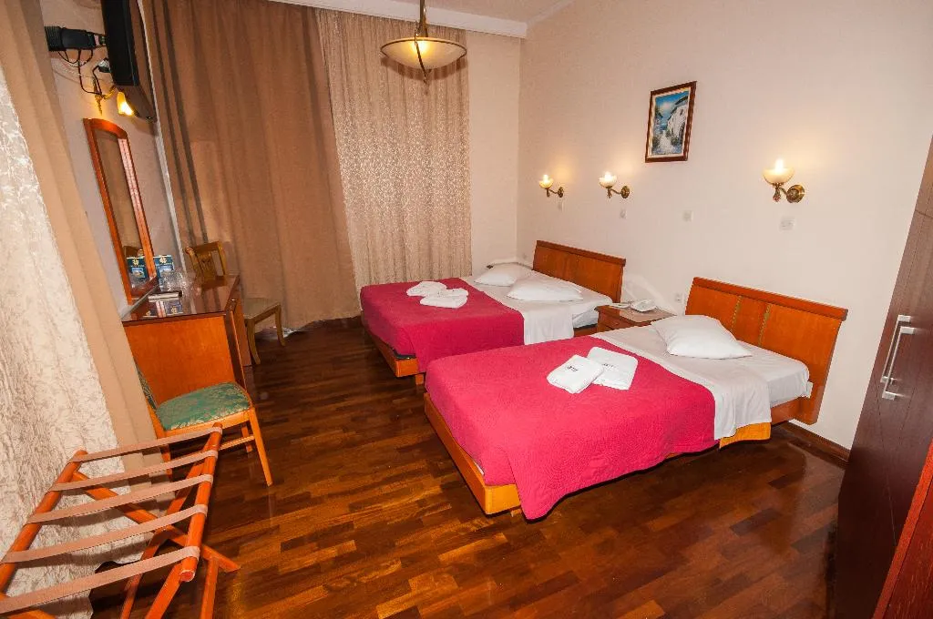 TRIPLE STANDARD Room, Cecil hotel, Athens