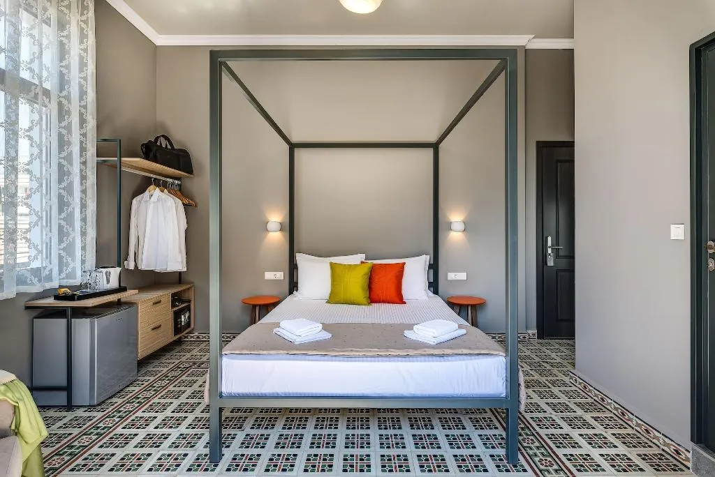Room, Mosaic, Crete