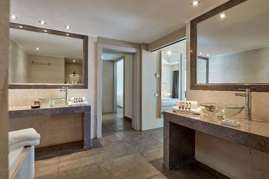 SUITE DELUXE WITH PRIVATE POOL Room, Atlantica Grand Mediterraneo Resort & Spa, Corfu