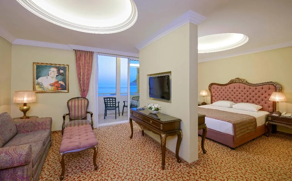 SUITE LUXURY Room, Antique Roman Palace Museum Hotel +16, Antalya