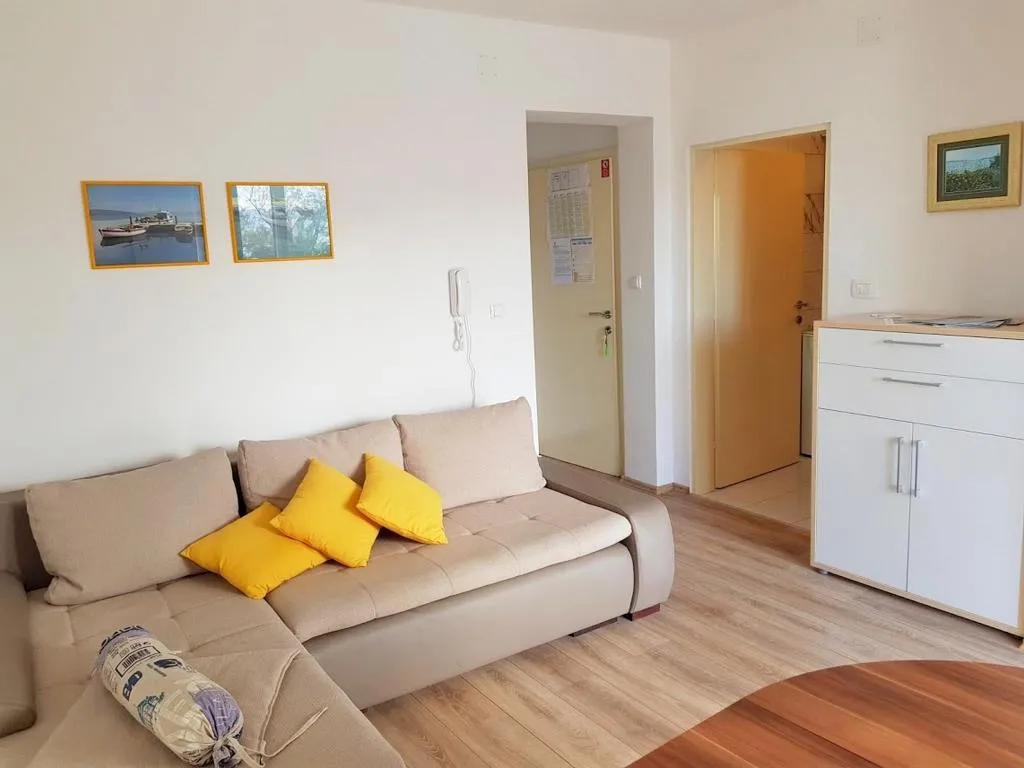 APARTMENT CAPACITY 2 Room, Apartments Bosko, Split