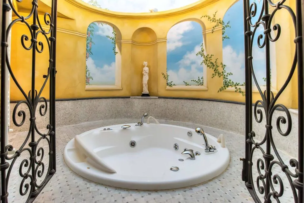 DOUBLE SUPERIOR TWO DOUBLE BEDS Room, Alba Palace, Florence