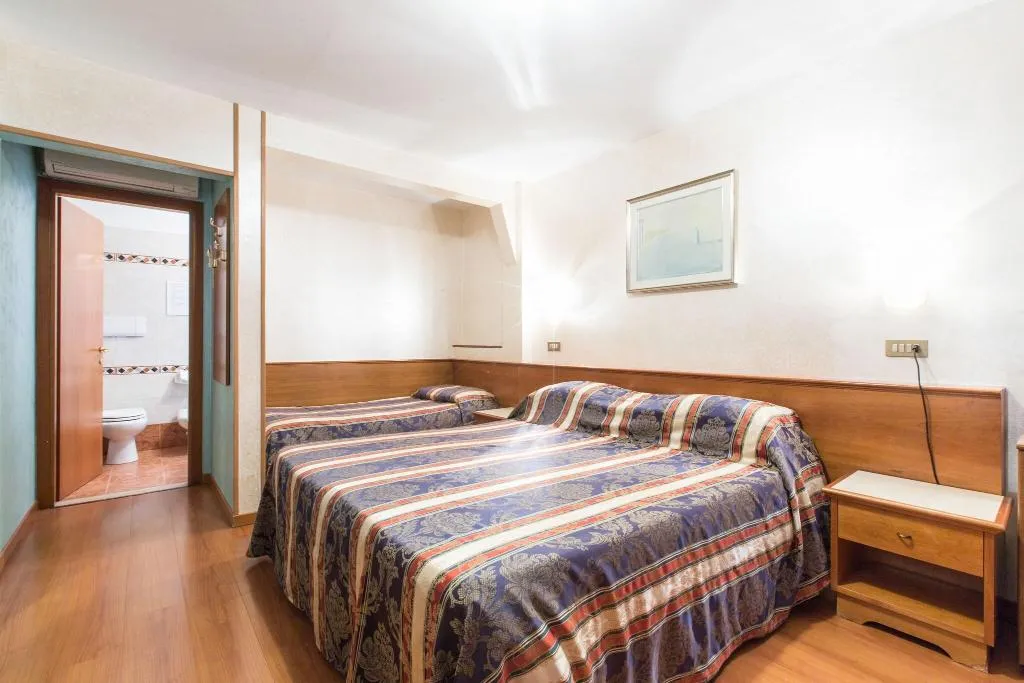 Room, Al Piave, Venice