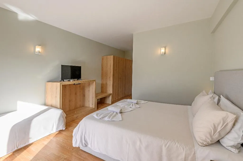 SUITE WITH PRIVATE POOL Room, RG Village Crete, Crete