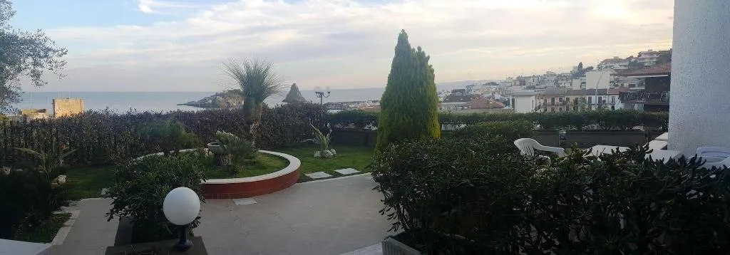 General view, Albergo Lachea, Catania