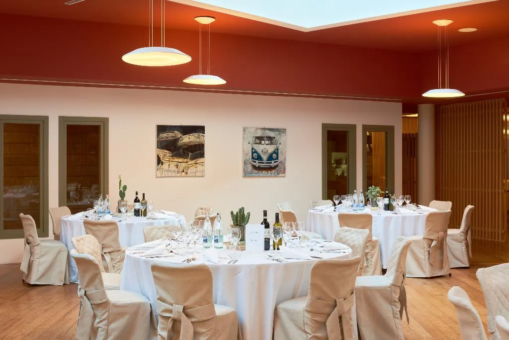 Restaurant, Unahotels Varese, Milan
